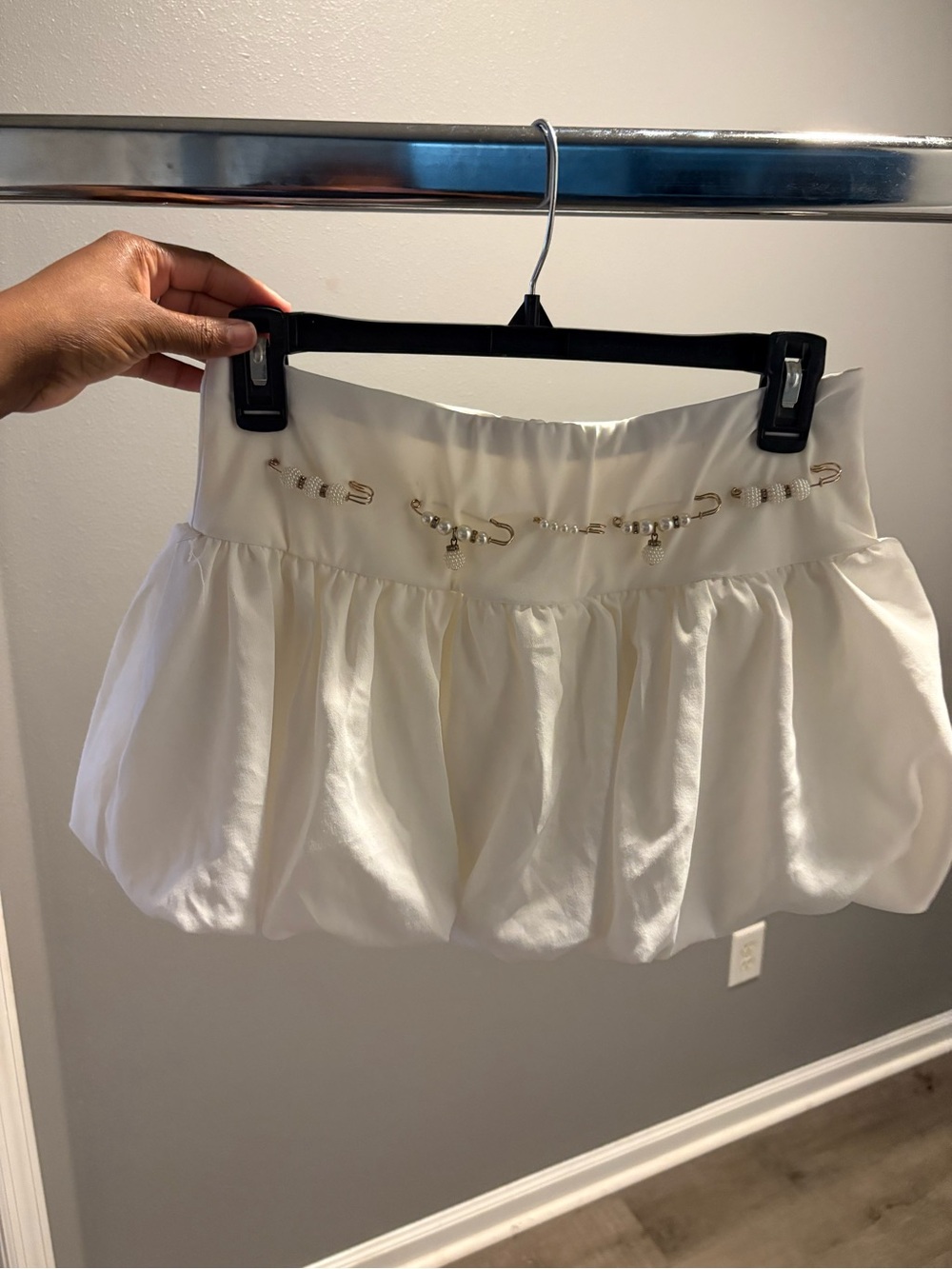 mini white bubble skirt (worn once)